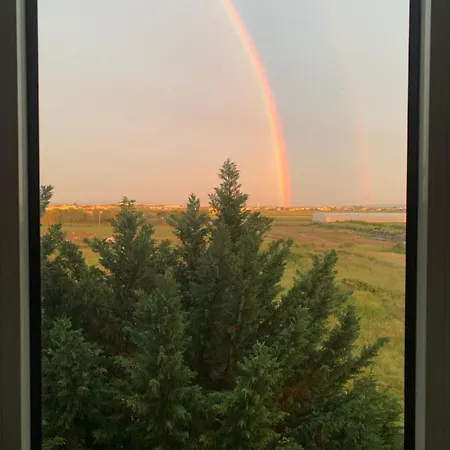 Hotel Risus Golem (Tirana)