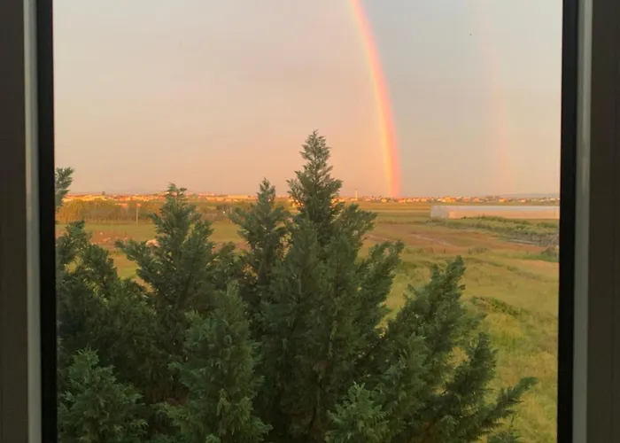 Hotel Risus Golem (Tirana)